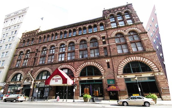 640px-Cheney_Building,_Hartford_CT_-_main_facade_composite