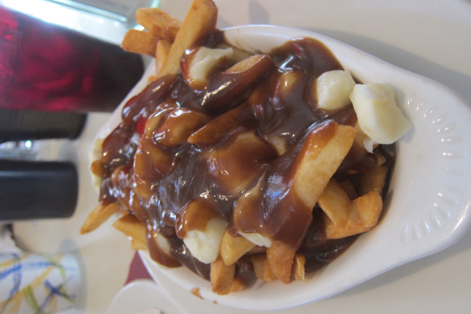 Proper and standard poutine