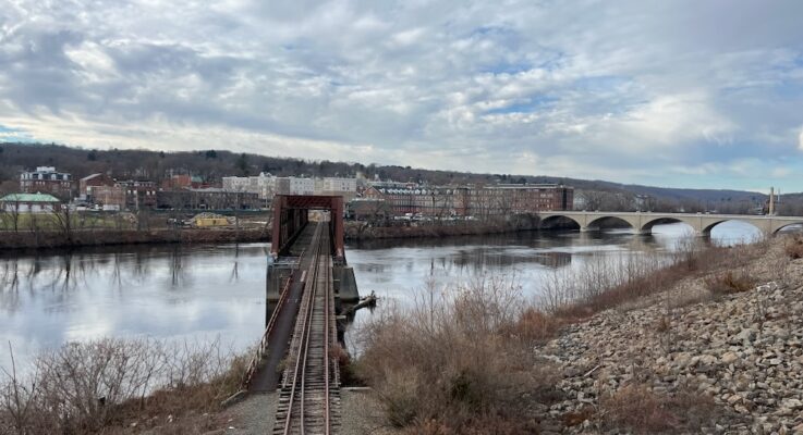 Naugatuck River Greenway: Section 1